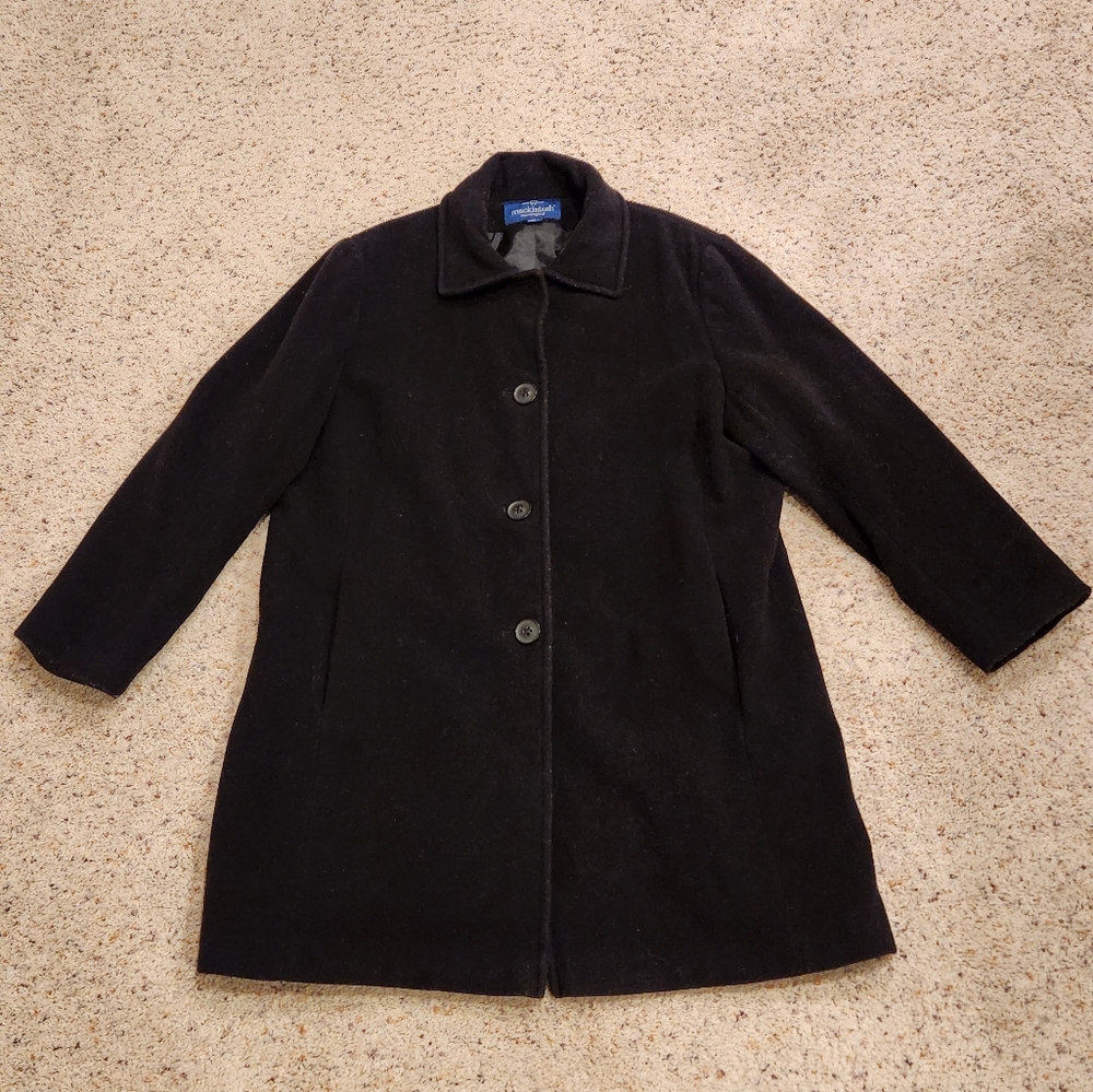 Womens Black Peacoat made by Mackintosh New England Plus Size 1X